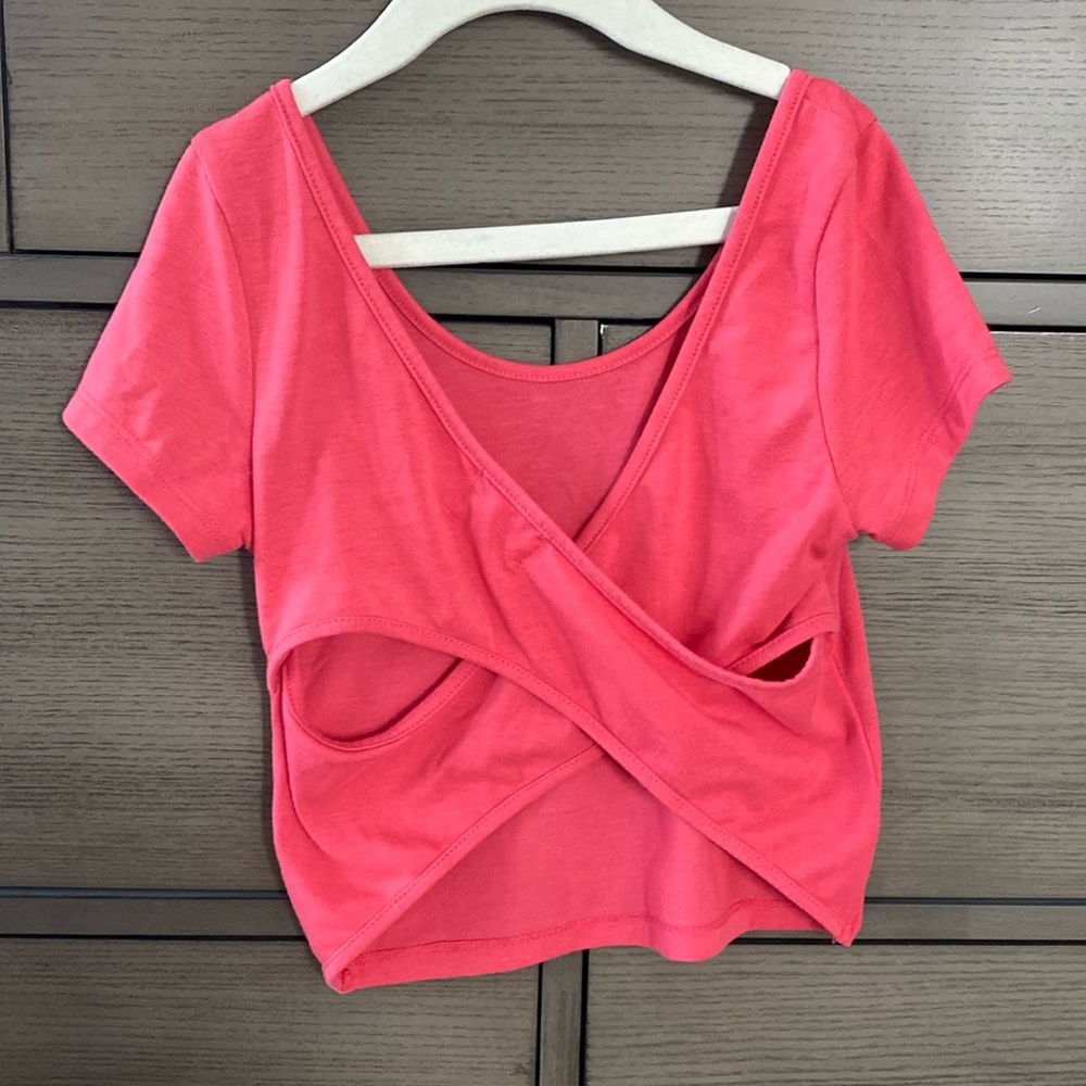 PacSun LA Hearts Criss Cross Back Crop Top
